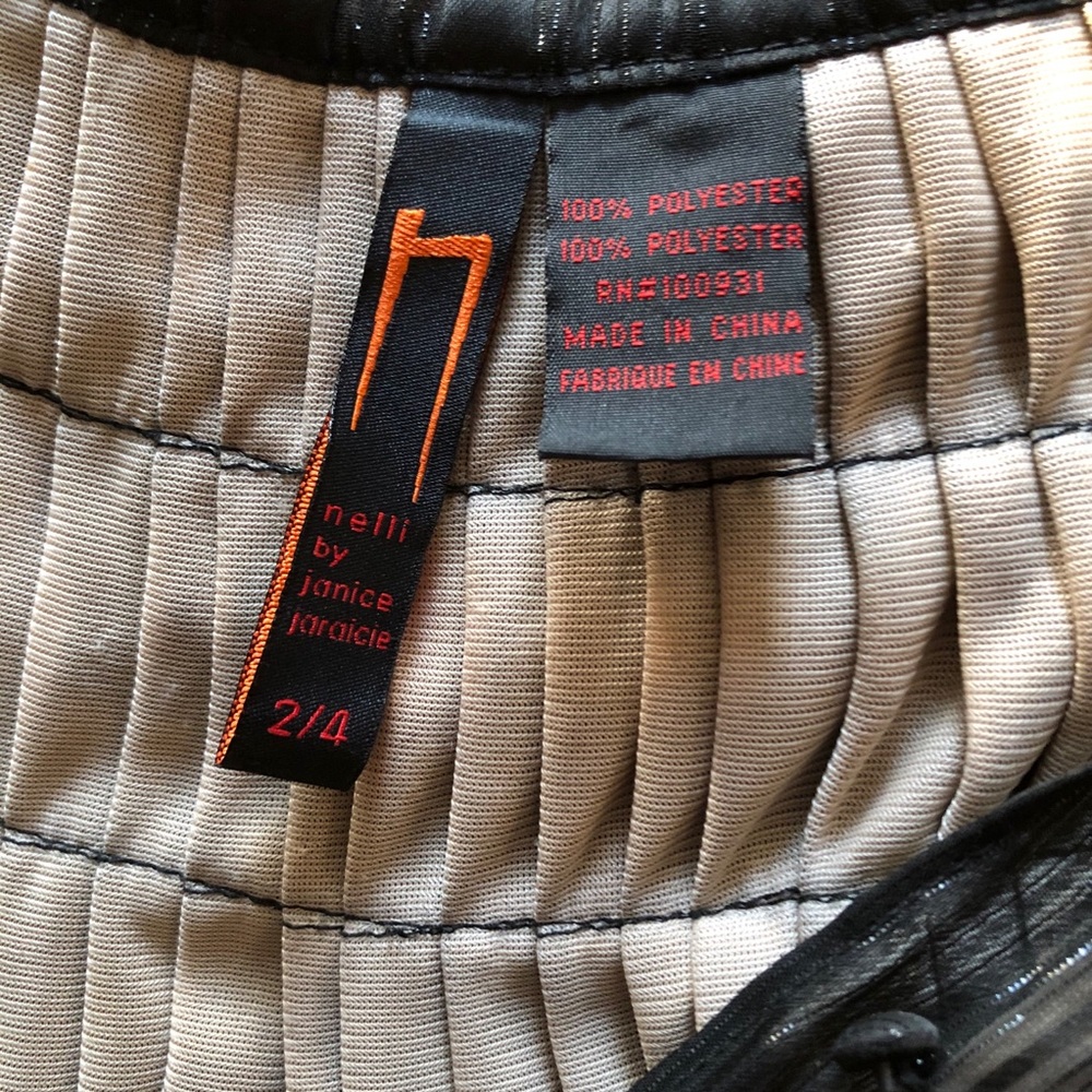 Unique, open back, - Picture 8 of 10